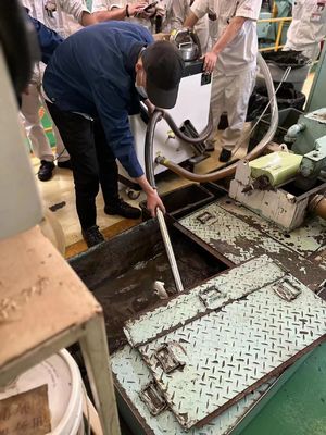 Customized CNC Coolant Tank Cleaner CNC Coolant Filter System For Slag Cleaning